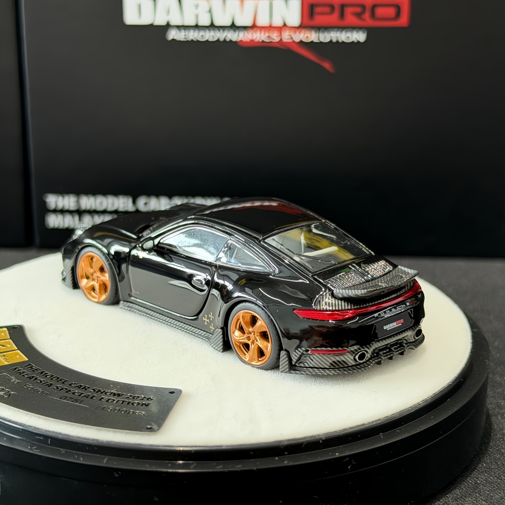 Mobil Model Diecast PGM 1:64 C - Model Kit Pg ulasan dan harga