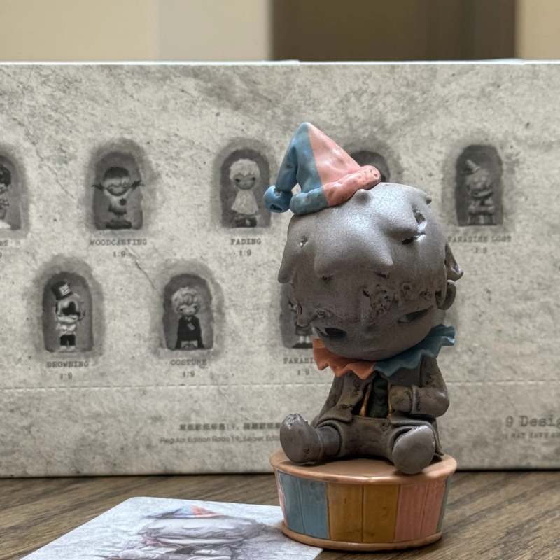Produk Asli Baru Terlaris Ters - Model Kit Reshiram ulasan dan harga